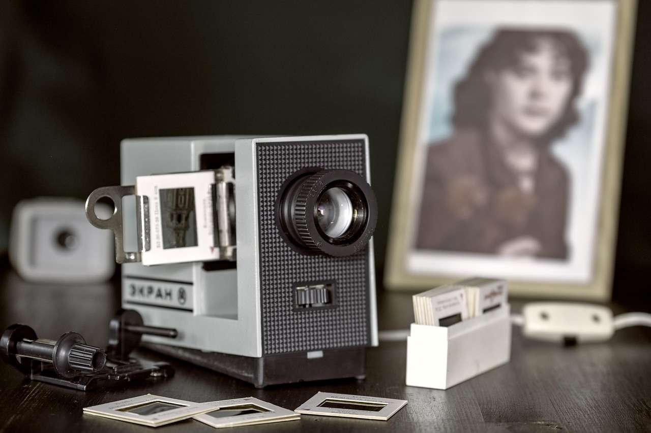 Vintage slide projector for converting slides to digital | Smooth Photo Scanning